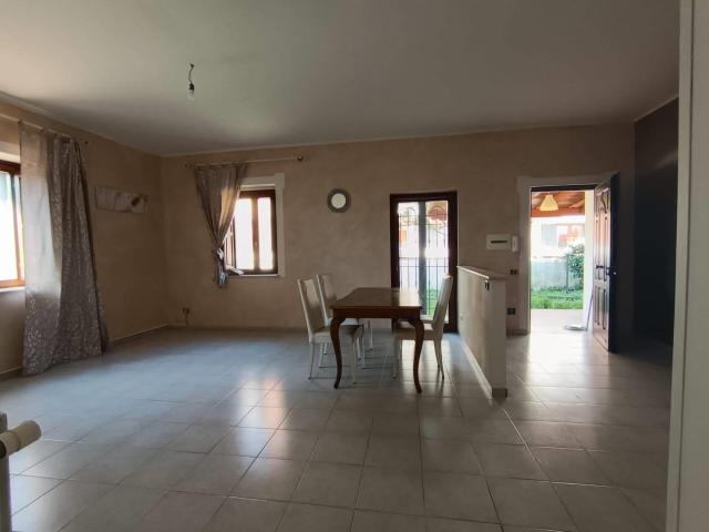 Villa Indipendente in affitto a Villaggio Rinascita, Roma Capitale