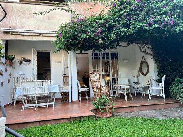 Villa Indipendente in affitto a Lido di Enea, Roma Capitale