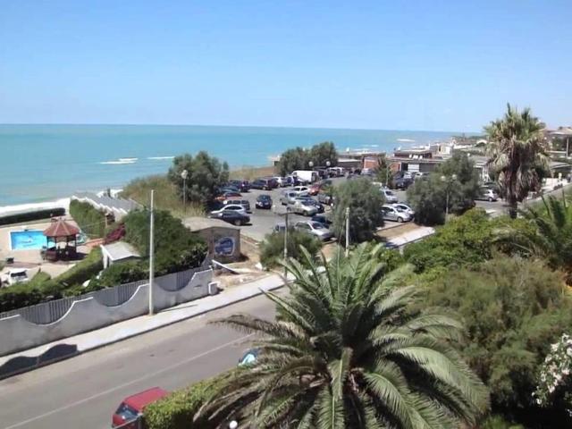 Villa Indipendente in affitto a Lido di Enea, Roma Capitale