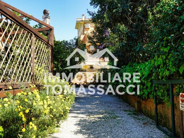 Villa Indipendente in affitto a Municipio Roma I, Roma Capitale