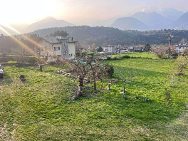 Appartamento in affitto a Borgonuovo, Colico