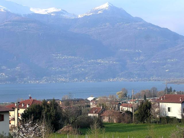 Appartamento in affitto a Comunità Montana Valli del Verbano, Luino