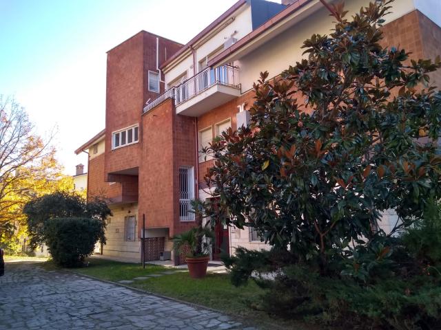 Appartamento in affitto a Mazzetta, Viterbo