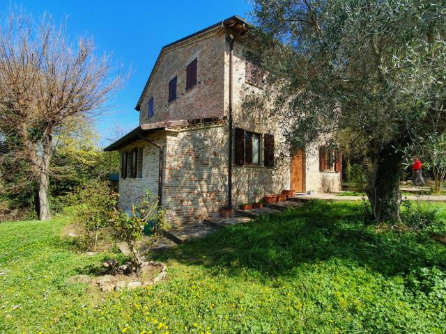 Appartamento in affitto a Santo Stefano, Marche
