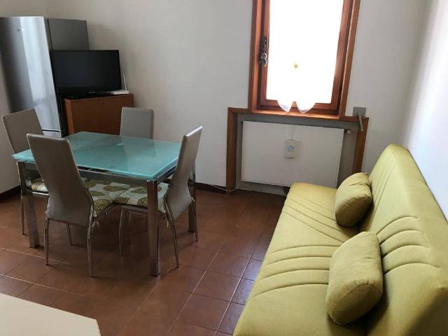 Appartamento in affitto a Infrangibile, Piacenza