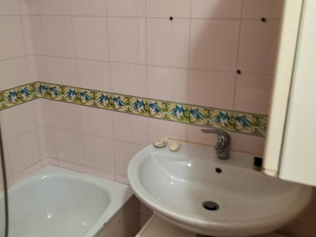 Appartamento in affitto a Centro Direzionale, Prato