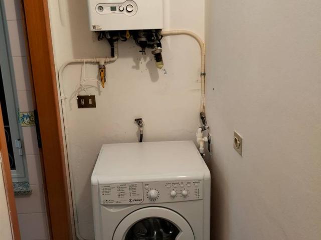Appartamento in affitto a Centro Direzionale, Prato