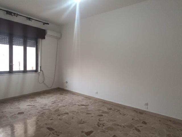 Appartamento in affitto a Calabria, Reggio Calabria