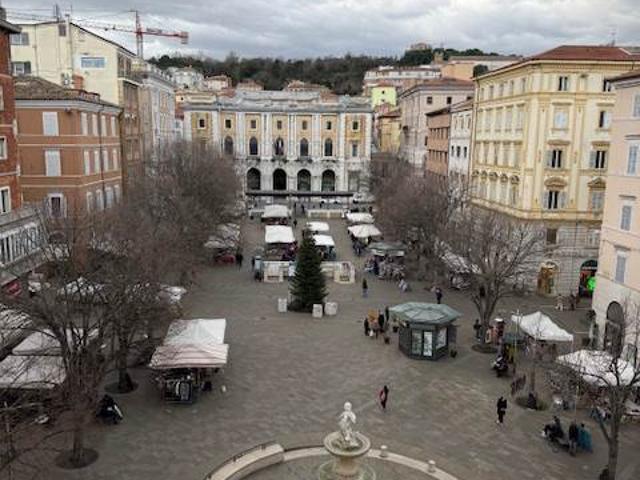 Appartamento in affitto a Marche, Pesaro E Urbino