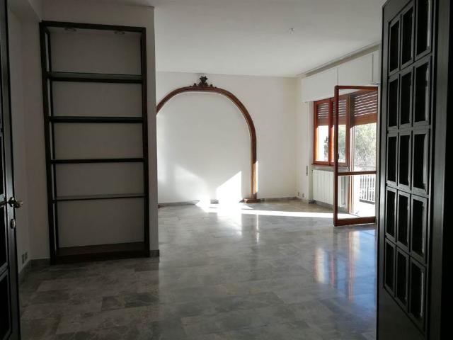 Appartamento in affitto a Latina, Lazio