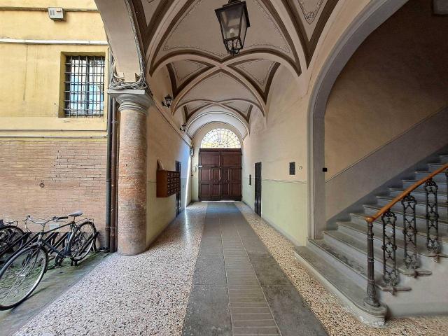 Appartamento in affitto a Centro Storico, Modena