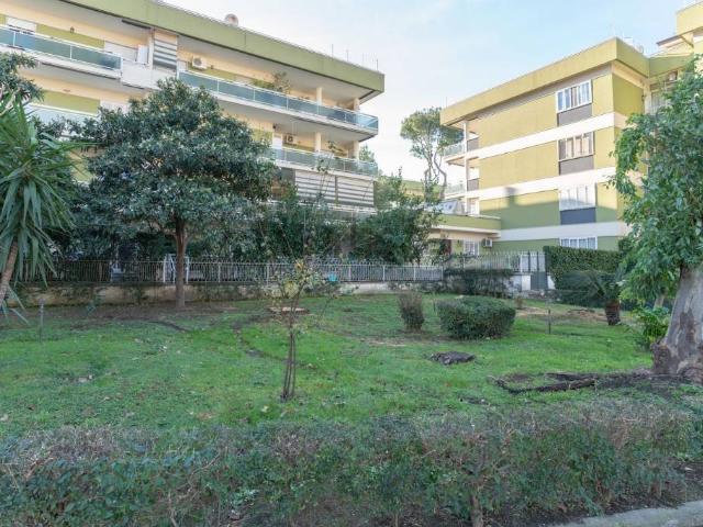Appartamento in affitto a Municipalità 2, Campania