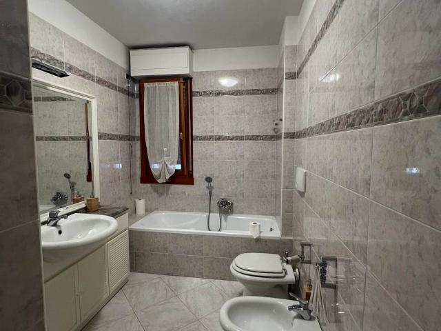 Appartamento in affitto a Settignano, Firenze