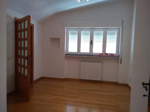 Appartamento in affitto a Montelupino, Izzalini