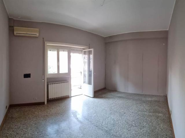 Appartamento in affitto a Axa, Roma Capitale