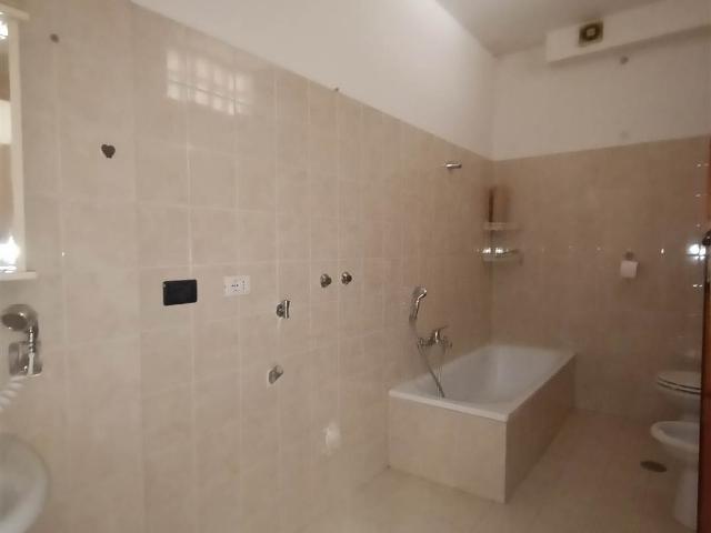 Appartamento in affitto a Salerno, Campania