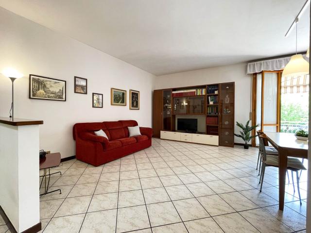 Appartamento in affitto a Borgo Mantovano, Revere