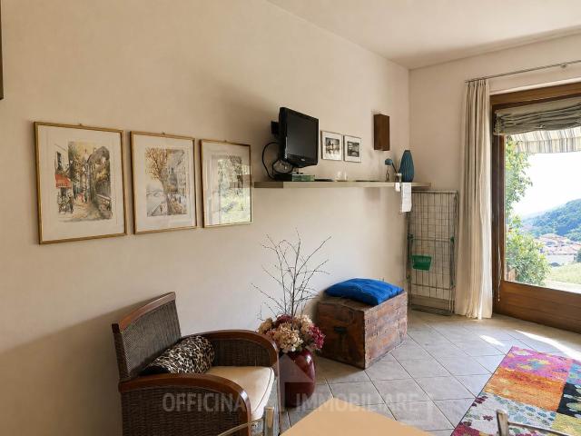 Appartamento in affitto a Musso, Lombardia