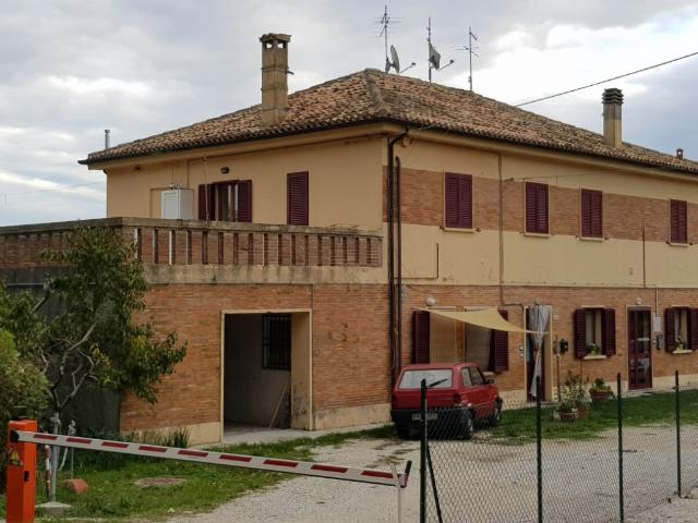 Appartamento in affitto a Vallefoglia, Marche