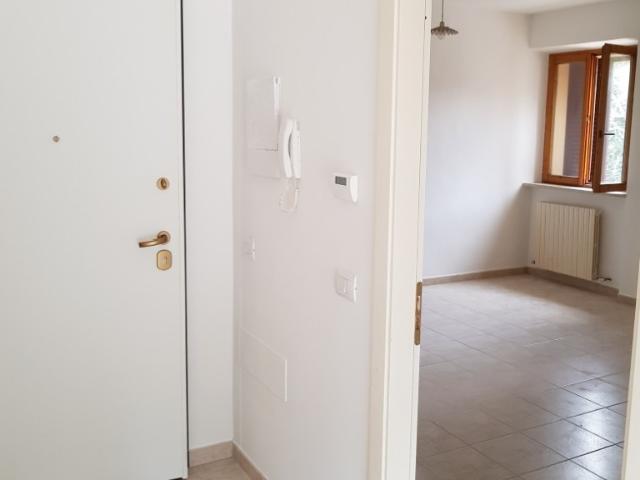 Appartamento in affitto a Vallefoglia, Marche