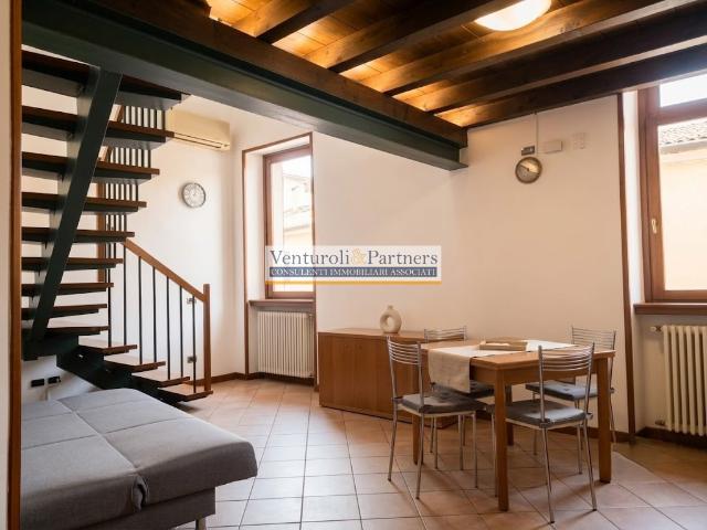 Appartamento in affitto a San Felice Del Benaco, Lombardia