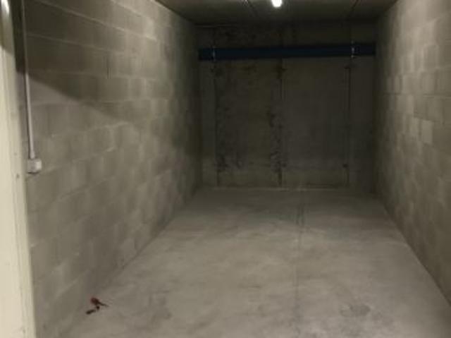 Box in affitto a Cesano Boscone, Lombardia