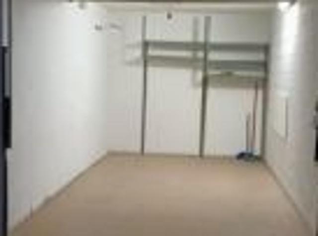 Box in affitto a Milano, Lombardia