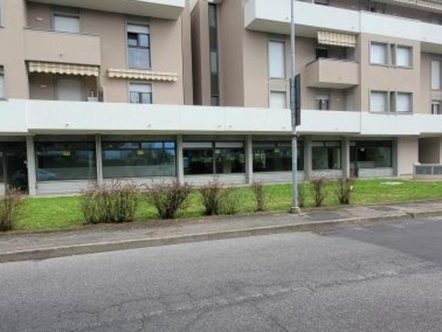 Box in affitto a Dalmine, Bergamo
