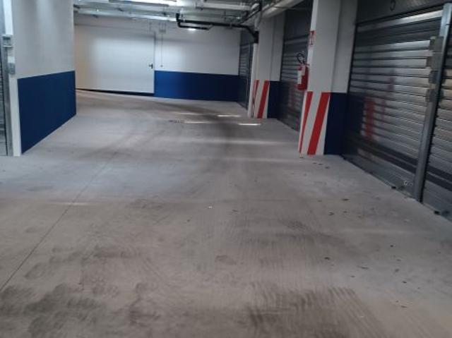 Box in affitto a Piemonte, Torino