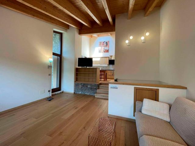 Villa Indipendente in affitto a Colognola, Casazza