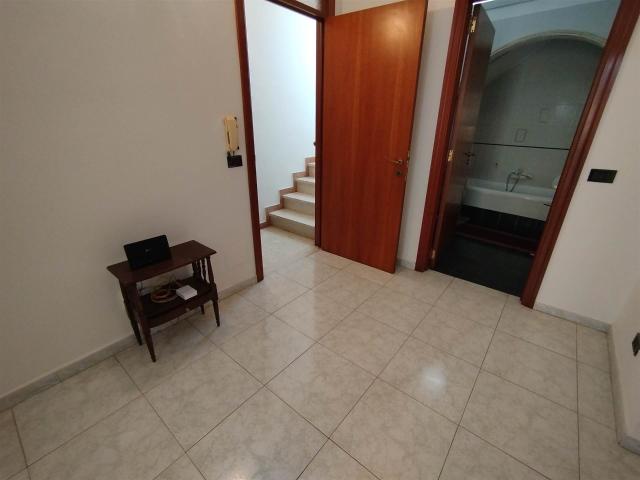 Villa Indipendente in affitto a Cappuccini, Ragusa
