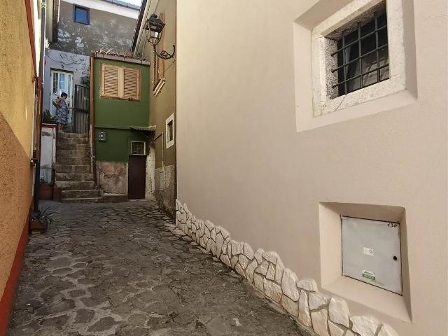 Villa Indipendente in affitto a Parolise, Campania
