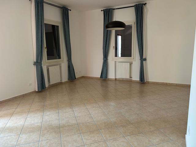 Villa Indipendente in affitto a Sant'Agostino, Albignasego