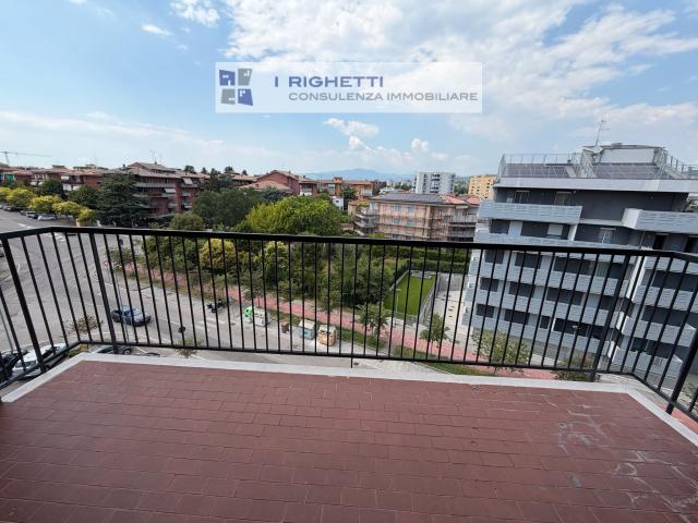 Appartamento in affitto a Ovest, Brenzone