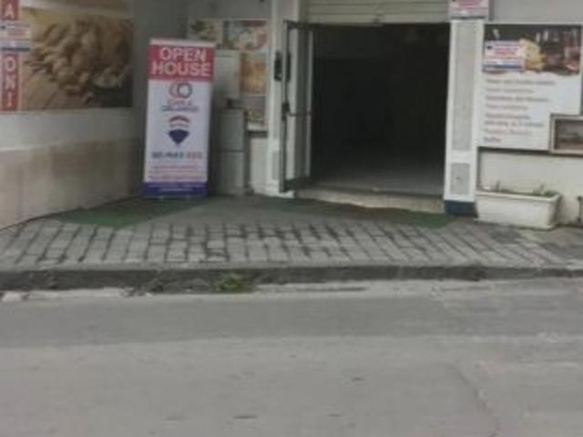 Locale Commerciale in affitto a Pagani, Campania