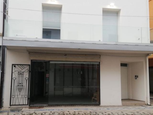 Locale Commerciale in affitto a Bellaria, Reggio Emilia