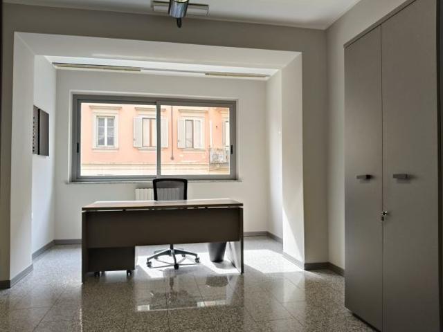 Ufficio in affitto a Piemonte, Torino