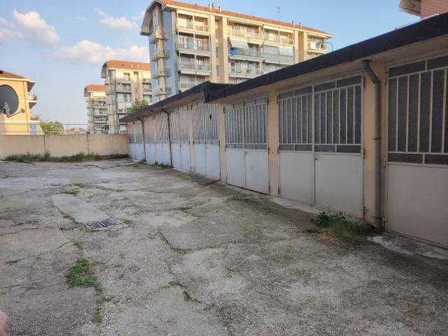 Box in affitto a Piemonte, Torino