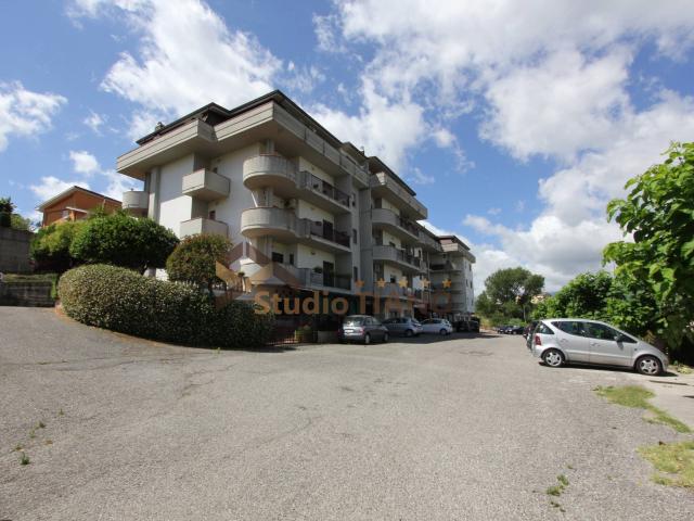 Appartamento in affitto a Sèttimo, Calabria