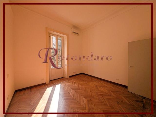 Appartamento in affitto a Municipio 1, Milano
