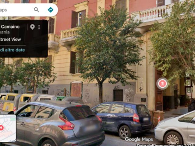 Locale Commerciale in affitto a Municipalità 5, Campania