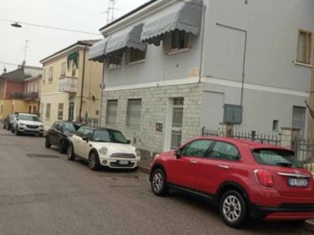 Stanza in affitto a Ferrara, Reggio Emilia