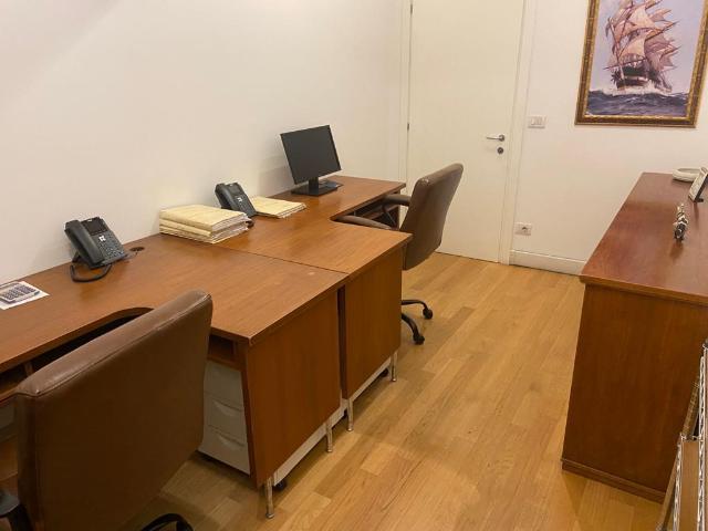 Ufficio in affitto a Santo Stefano, Bologna