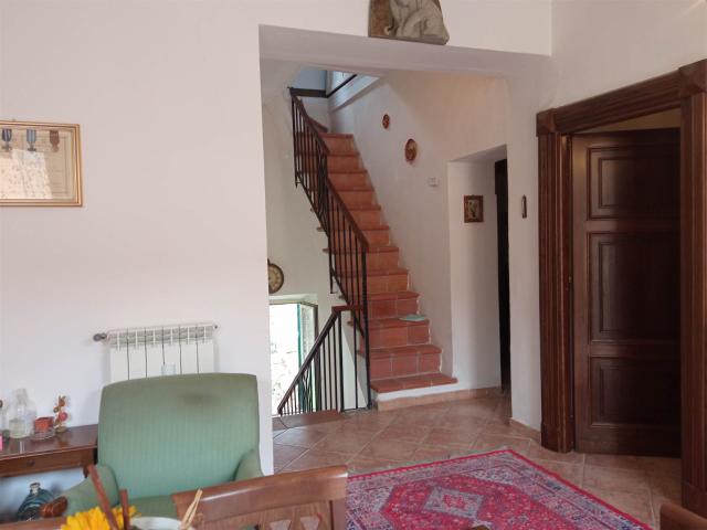 Villa Indipendente in affitto a Barbarano Romano, Lazio