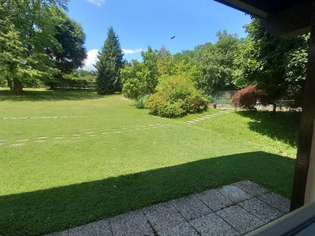 Villa Indipendente in affitto a Altopiano di Seveso, Seveso