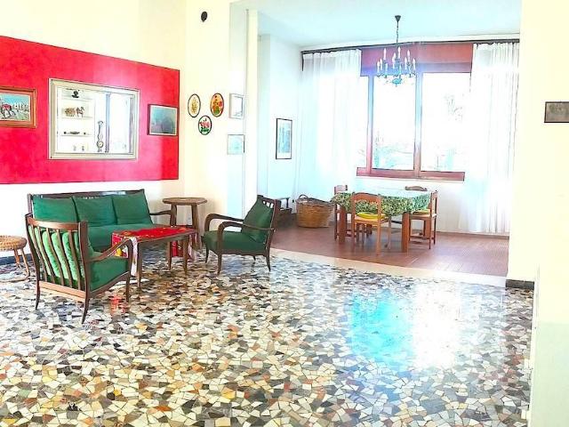 Villa Indipendente in affitto a Marche, Pesaro E Urbino