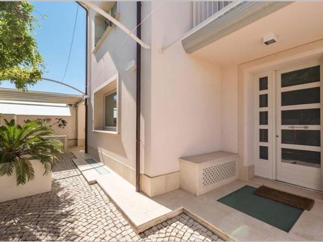 Villa Indipendente in affitto a Roma Imperiale, Forte Dei Marmi