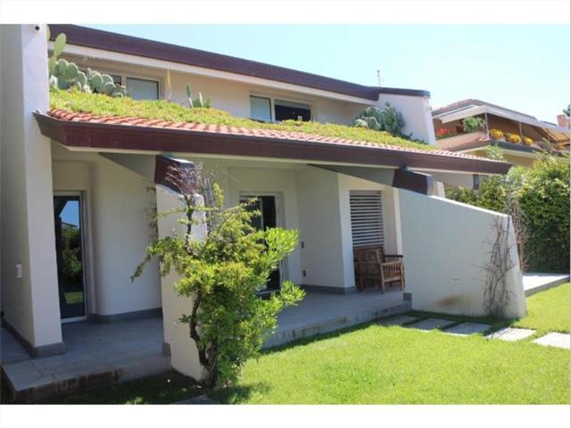 Villa Indipendente in affitto a Roma Imperiale, Forte Dei Marmi