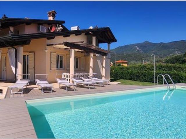 Villa Indipendente in affitto a Seravezza, Toscana