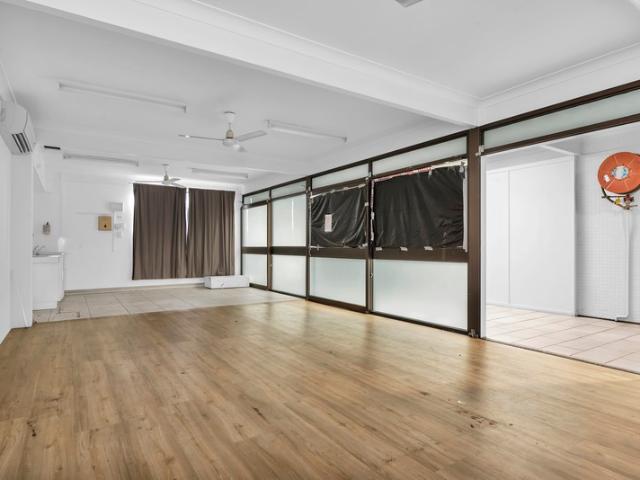 Retail for rent in Kings Creek, Queensland